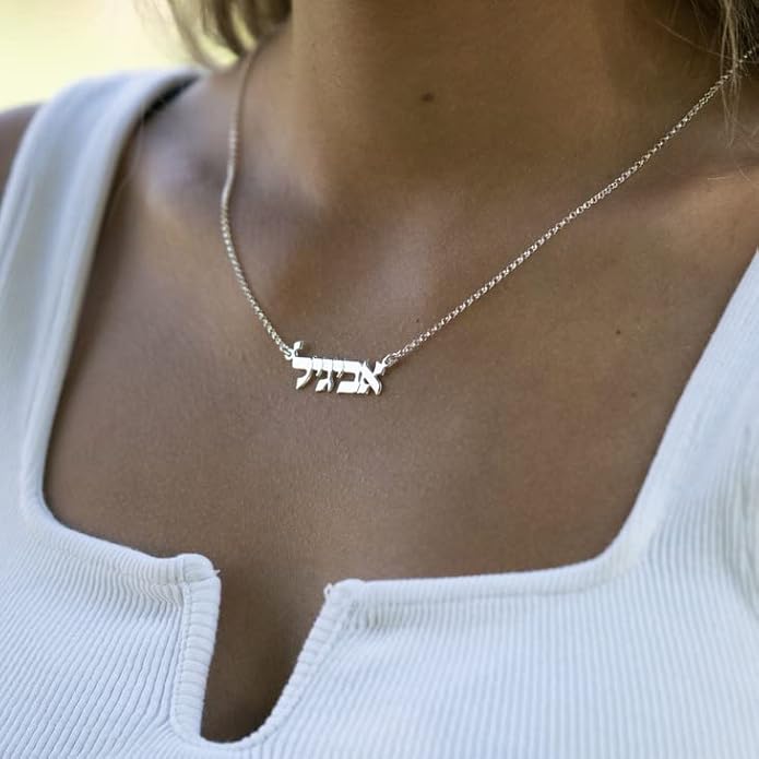Unisota Personalized Name Necklace in 9 Diferent Languages Custom English Chinese Arabic Greek Hebrew Japanese Korean Russian Hindi Name Pendant Necklace Jewelry Gifts for Women Wife Mom