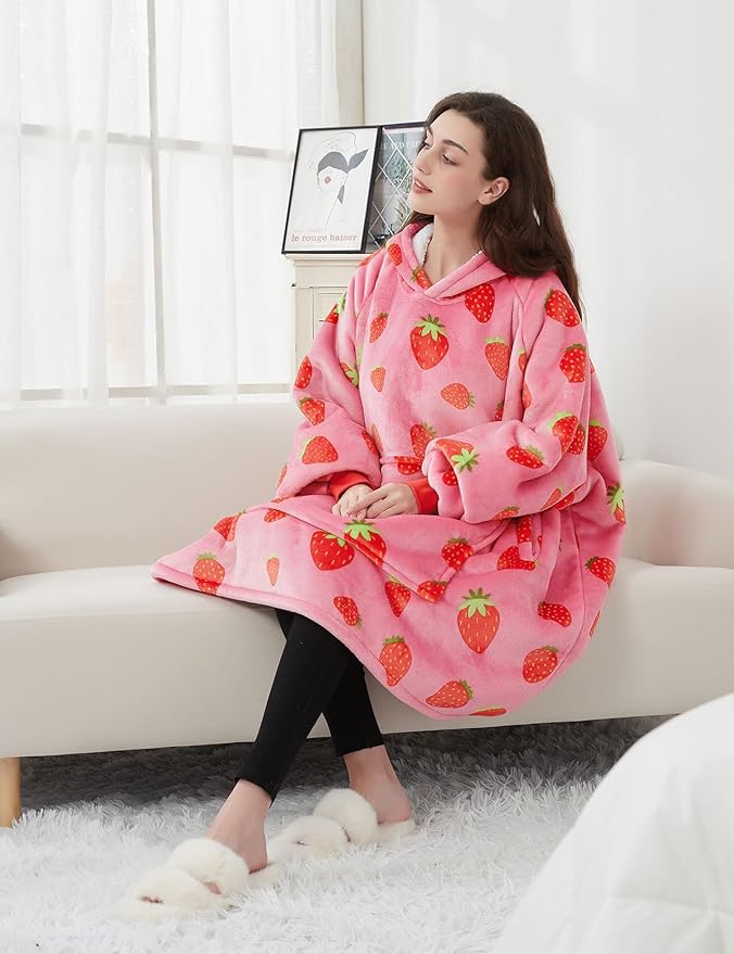 KFUBUO Wearable Blanket Hoodie for Adults Sherpa All Patterns Oversized Sweatshirt Blanket with Pockets Cute Birthday Gifts for Sister Strawberry