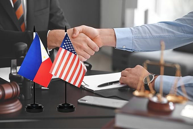 USA American & Philippines Filipino Philippine Desk Flags, US Philippines Office Table Flag, Small Mini Miniature Philippine and US Desktop Flag With 13" Solid Black Pole, Black Base