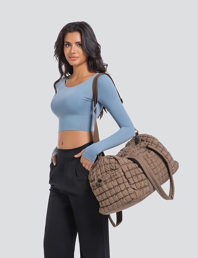 Quilted Travel Duffle Bag for Women with Toiletry Bag Weekender Bag Large Puffer Overnight Bags Soft Medium Puffy Duffel Bag Lightweight Carry on Gym Bagfor Trips Business Airplane