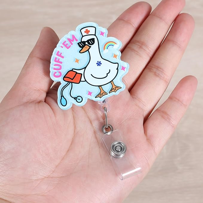 Cuff 'Em Funny Goose Nurse Badge Reel, Cute Medical Badge Holder with Retractable Clip, Name Tag Work Badge Buddy for RN LPN CNA MA Nursing Student Doctor, Nurse Gifts