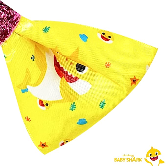 Baby Shark Kids Hair Bows - Hair Accessories Gift Set - 7 Pcs 4 Inch Bundle - Hair Bows for Girls - Different character on each clip - Alligator Clip - Ages 3 +