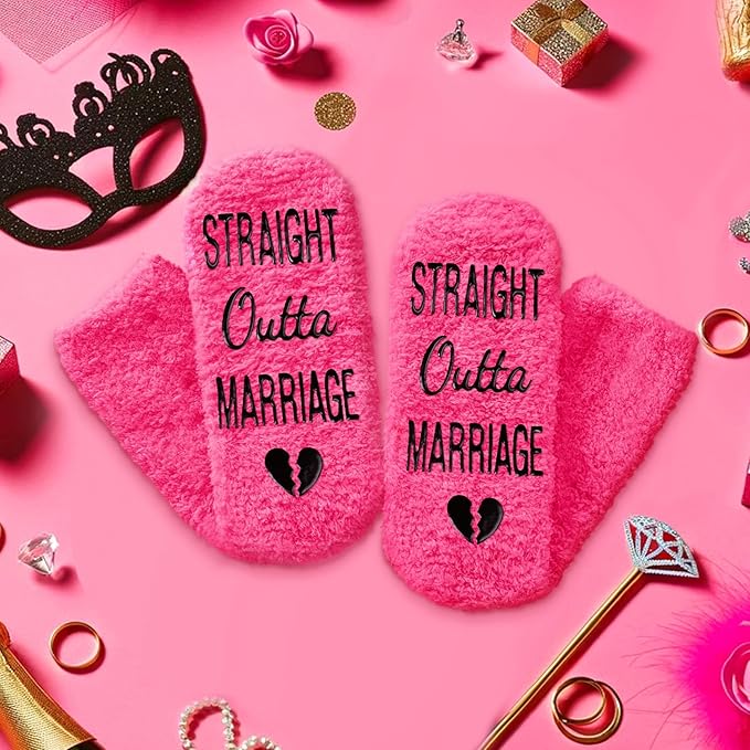 HAPPYPOP Fuzzy Gifts for Women Men - Book K-pop Divorce Inspirational Vegan Scary Film Socks