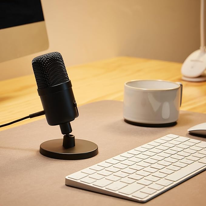 Amazon Basics USB Condenser Microphone for Streaming, Recording, and Podcasting on PC, Plug and Play, Cardioid Pickup, Adjustable Stand with 360° Rotation, 5.8 x 3.4 inches, Black